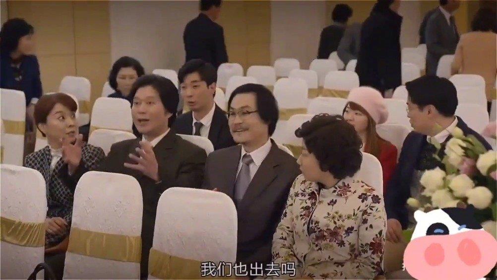 “慢慢是一个很好的词慢慢遇见慢慢成长慢慢喜欢慢慢温柔所以我们要一起慢慢来慢慢看世界慢慢变老”