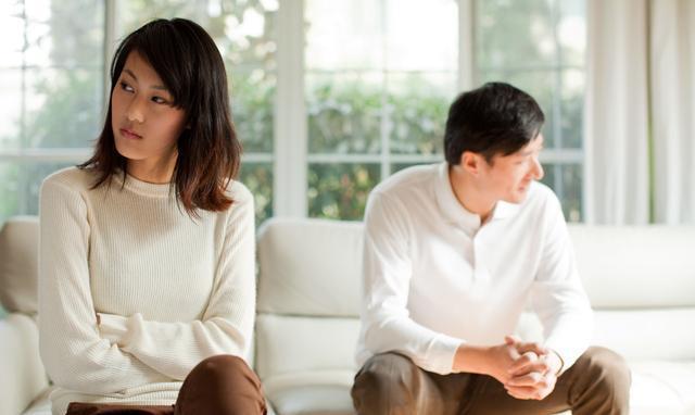 女子出钱买房只写男友名字,后来变成男友和闺蜜的婚房