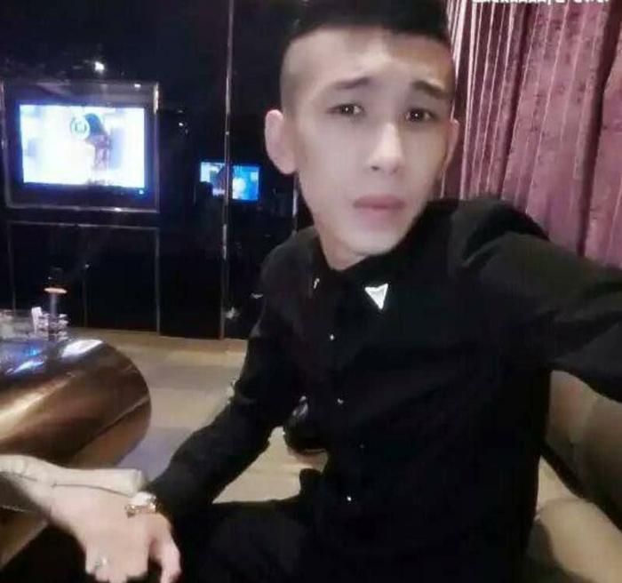 天佑小号开播再次被封,一下就是12年,网友:可以洗洗睡了!