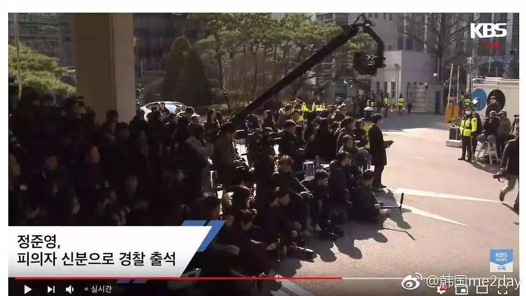 在黑暗的对面是光明(在黑暗的对面是光明：探索人生中的挫折与成长)