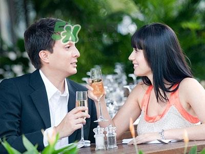 读懂女人潜台词 第一次约会聊什么