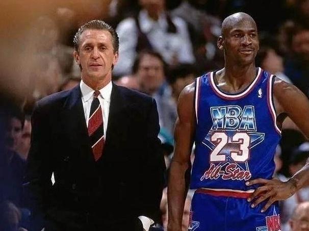 当年热火退役乔丹的球衣，詹姆斯无奈选择6号，但你知道为什么吗