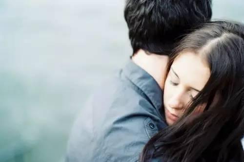 男人憋久了，会有这3个疯狂的表现！