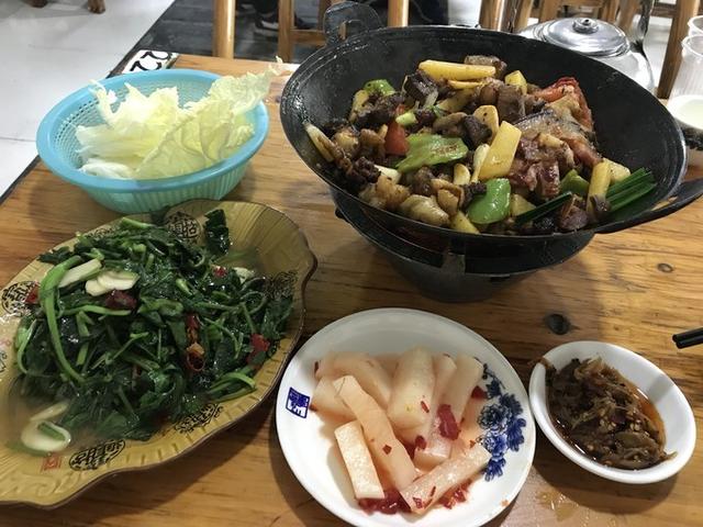 张家界凤凰旅游自由行攻略最新（张家界凤凰详细旅行攻略）(46)