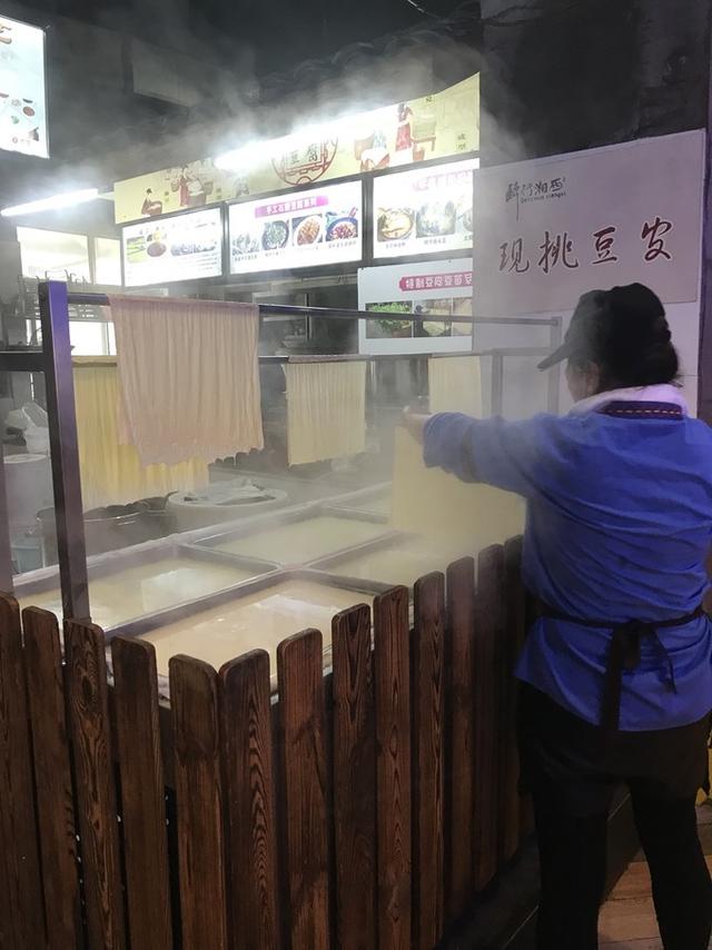 张家界凤凰旅游自由行攻略最新（张家界凤凰详细旅行攻略）(42)