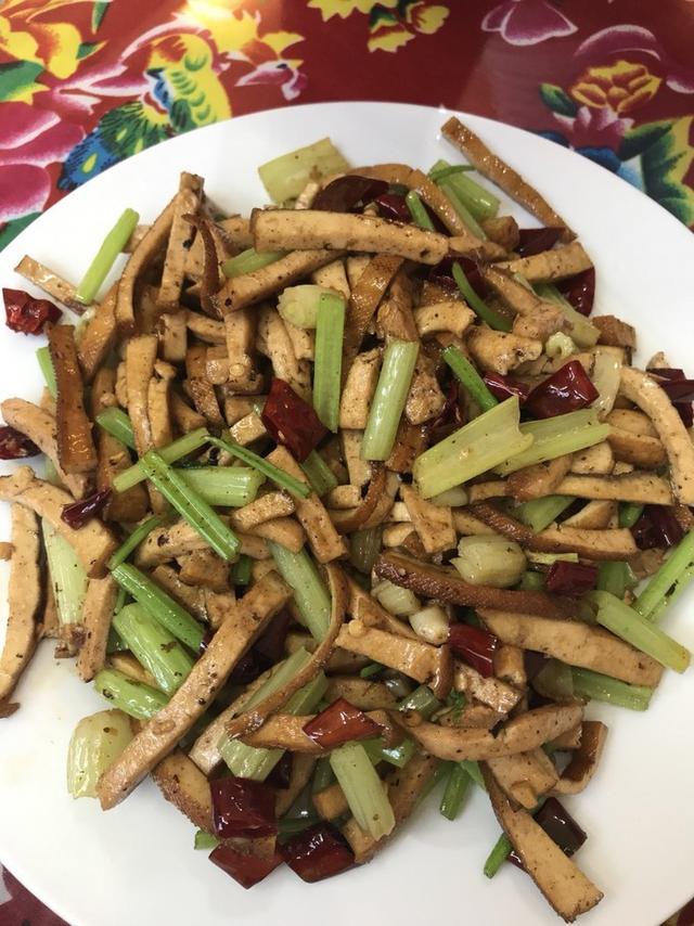 张家界凤凰旅游自由行攻略最新（张家界凤凰详细旅行攻略）(53)