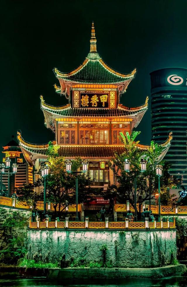 最美高铁线路旅游攻略（国内首条旅游高铁来了）(40)