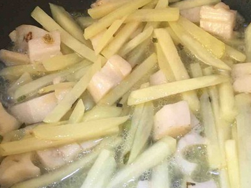 藕和土豆一起怎么炒,怎样炒藕片好吃又简单的做法大全图13