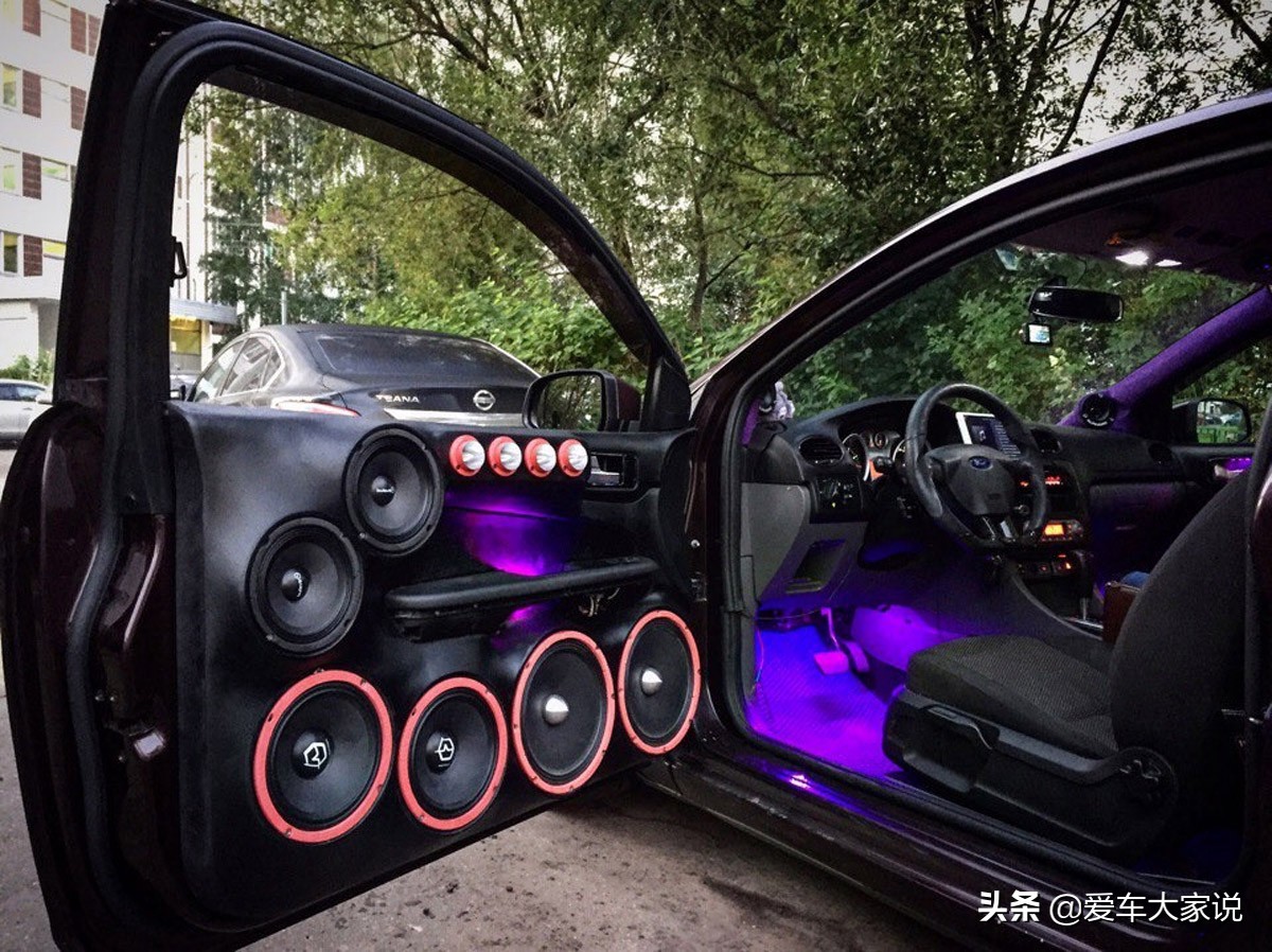 汽车电瓶寿命可以用6年(汽车电瓶用了6年还能用吗)