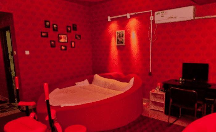 为啥钟点房只在白天开,4个小时能做什么?前台小妹说出真相!