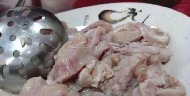 东北人请客怕吃不饱,湖南人请客怕不够辣,广东人请客……