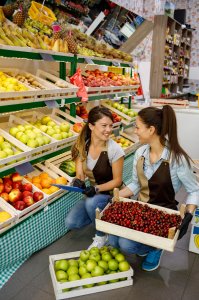 ​女生学什么技术最挣钱 二十岁的女孩适合学什么技术