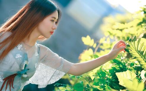 聊天女生说忙怎么回