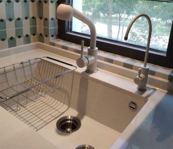 ​厨房水槽是自己买吗 厨房水槽性价比不错的推荐一下