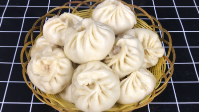 ​如何自己做包子？方法与步骤在这里，教程讲解详细，馅料水嫩多汁超好吃