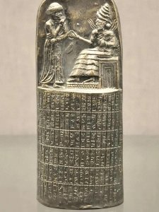 ​古巴比伦《汉谟拉比法典》明确的“复仇指南”，Vs中国成文法