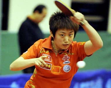 ​31岁奥运冠军郭跃，如今住千万别墅仍单身，父母愁嫁希望她淑女点