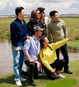 ​朱迅被疑整容失败大变样嘴歪脸僵撞脸宋小宝，健康状况引担忧